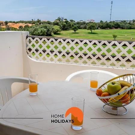 #174 T2 Em Zona Tranquila By Holidays Apartament *