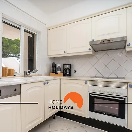 #174 T2 Em Zona Tranquila By Holidays Apartament Albufeira