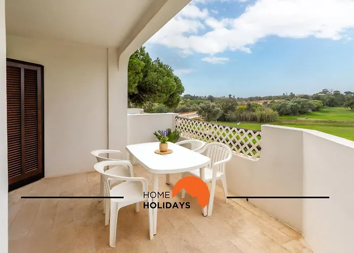 #174 T2 Em Zona Tranquila By Holidays شقة